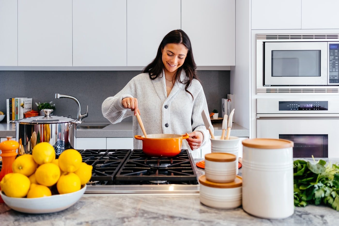 Suitable Accommodation for MDWs: MOM Expectations Explained